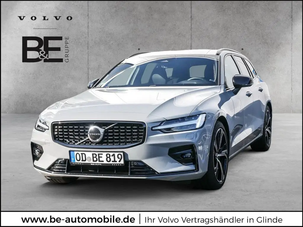 Photo 1 : Volvo V60 2024 Diesel