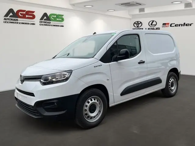 Photo 1 : Toyota Proace 2024 Non renseigné