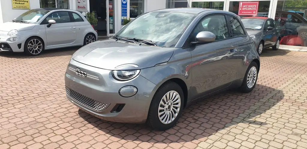 Photo 1 : Fiat 500 2023 Not specified