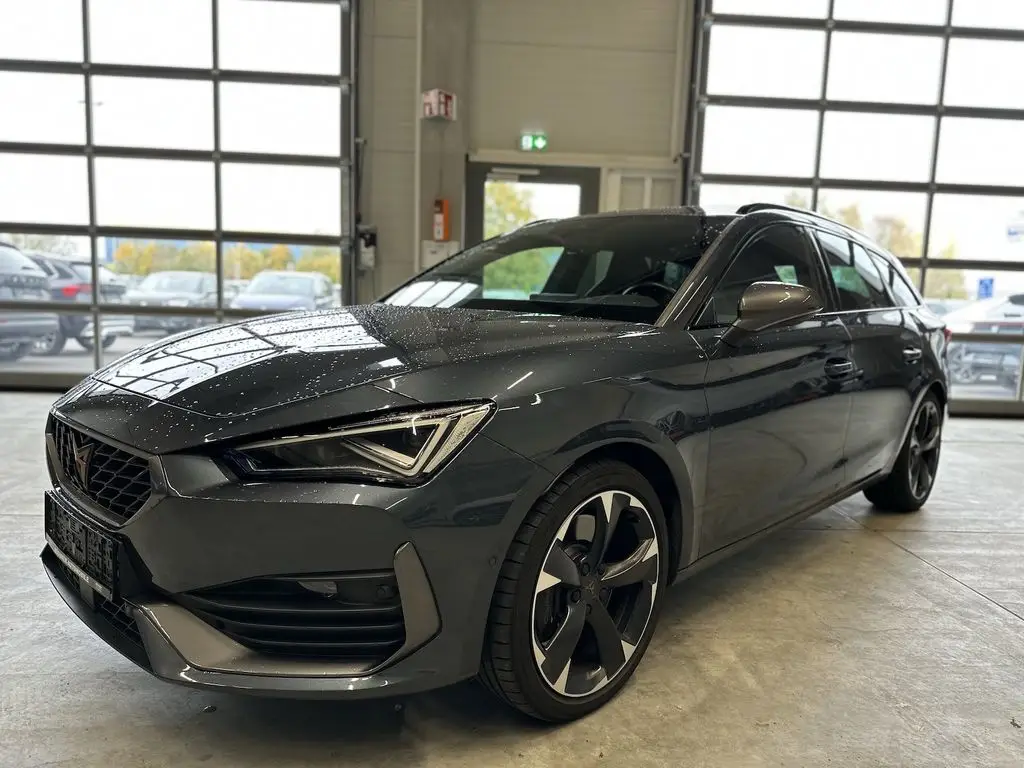 Photo 1 : Cupra Leon 2023 Petrol