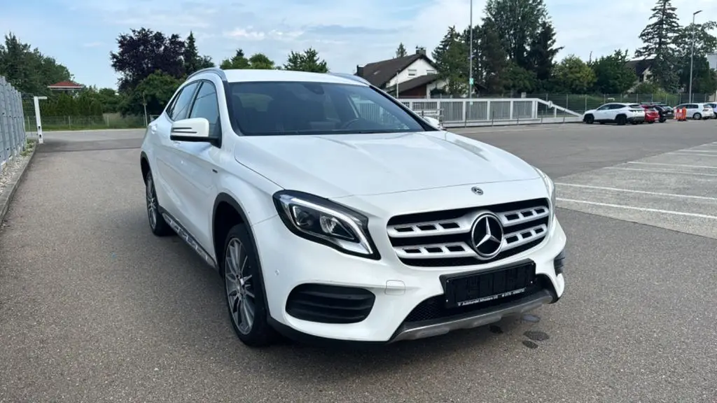 Photo 1 : Mercedes-benz Classe Gla 2018 Essence