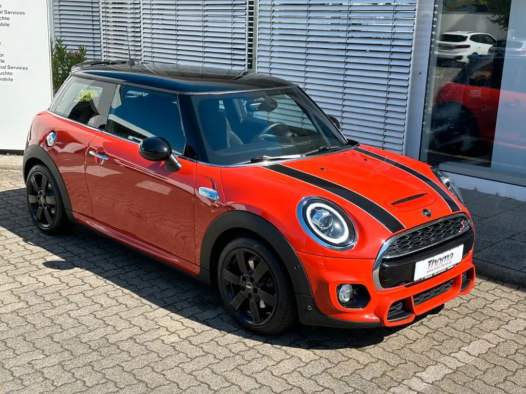 Photo 1 : Mini Cooper 2018 Diesel