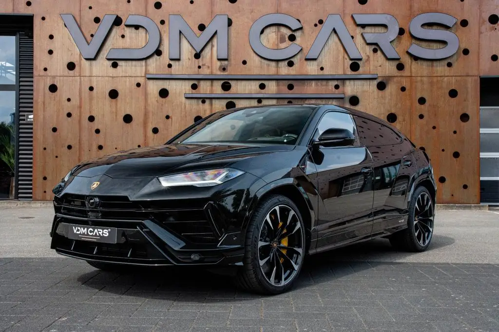 Photo 1 : Lamborghini Urus 2024 Petrol