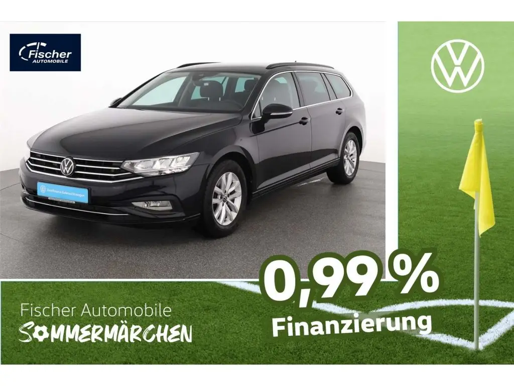 Photo 1 : Volkswagen Passat 2023 Petrol