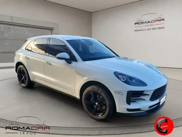 Photo 1 : Porsche Macan 2021 Essence