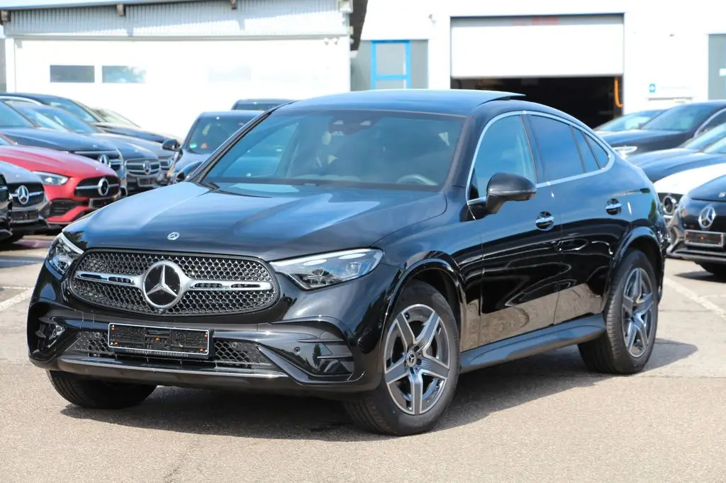 Photo 1 : Mercedes-benz Classe Glc 2023 Petrol