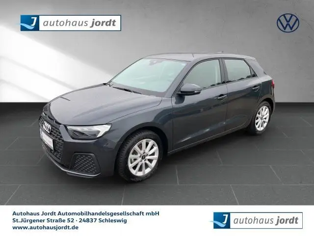 Photo 1 : Audi A1 2024 Essence