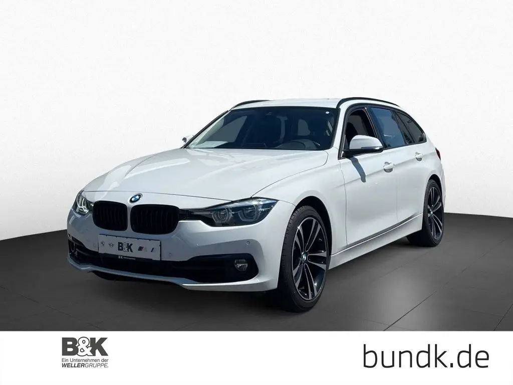 Photo 1 : Bmw Serie 3 2019 Essence