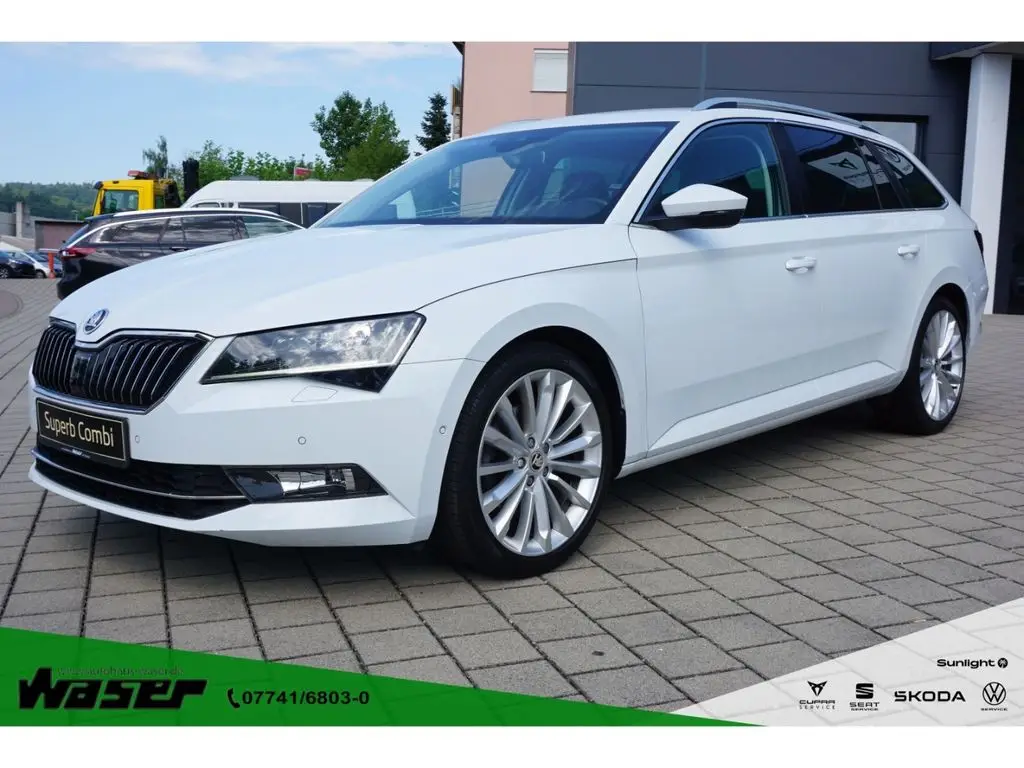 Photo 1 : Skoda Superb 2016 Diesel