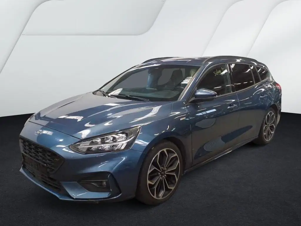 Photo 1 : Ford Focus 2019 Petrol