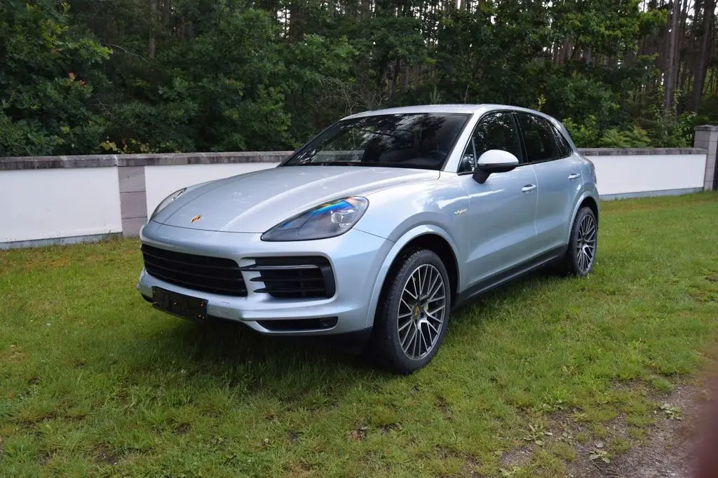 Photo 1 : Porsche Cayenne 2019 Hybride