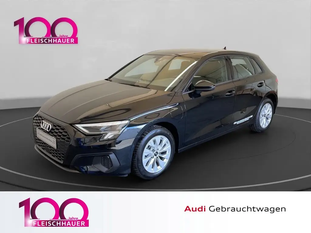 Photo 1 : Audi A3 2024 Hybride