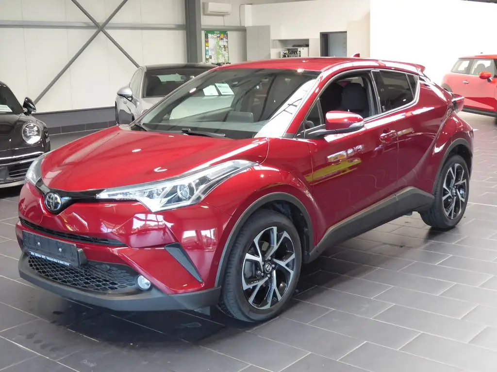 Photo 1 : Toyota C-hr 2019 Petrol