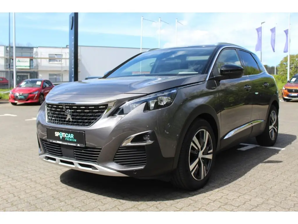 Photo 1 : Peugeot 3008 2020 Petrol