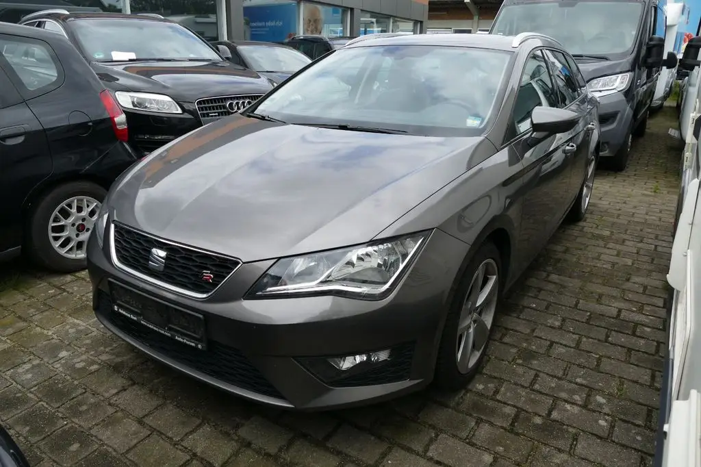 Photo 1 : Seat Leon 2015 Petrol