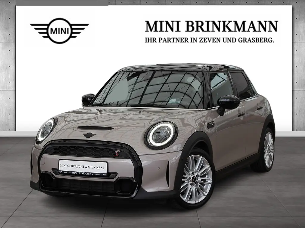 Photo 1 : Mini Cooper 2021 Petrol