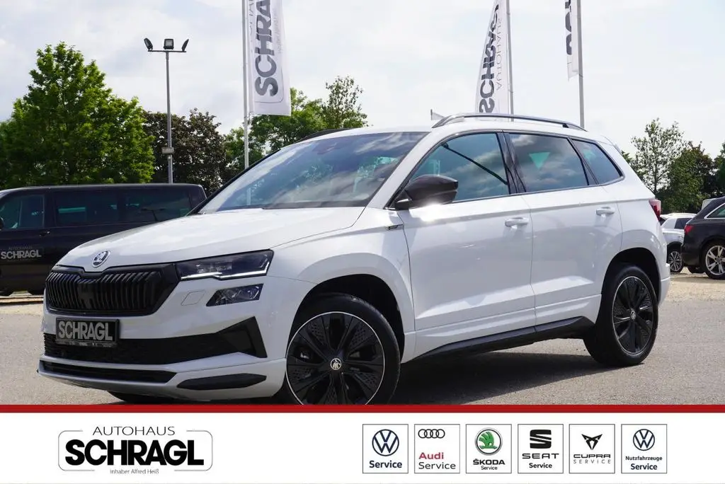 Photo 1 : Skoda Karoq 2023 Essence