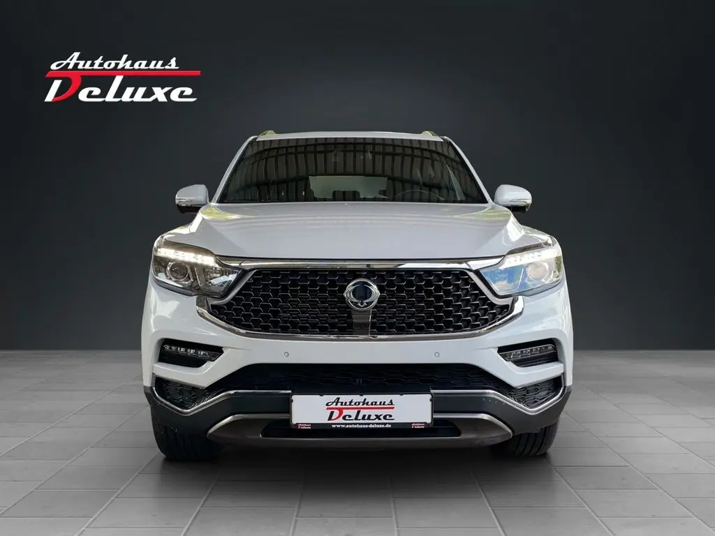 Photo 1 : Ssangyong Rexton 2019 Diesel