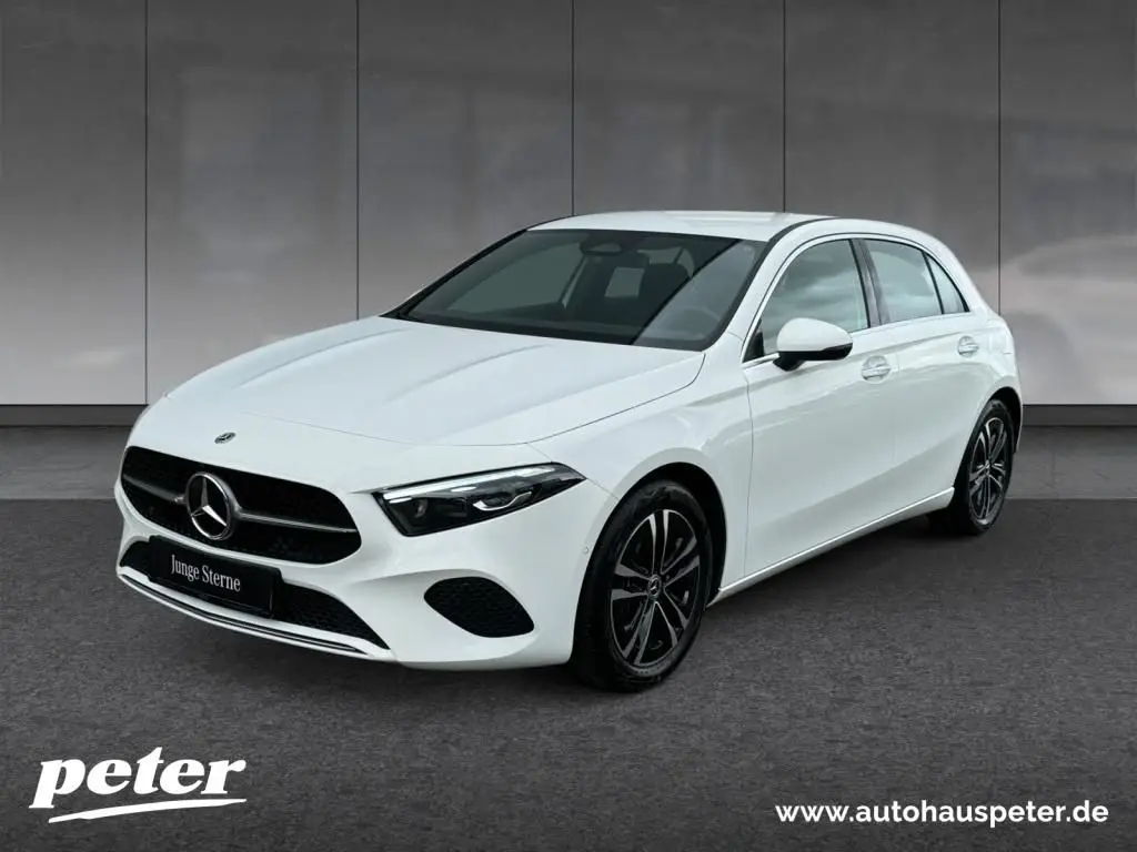 Photo 1 : Mercedes-benz Classe A 2023 Essence