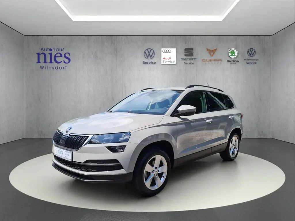 Photo 1 : Skoda Karoq 2021 Petrol