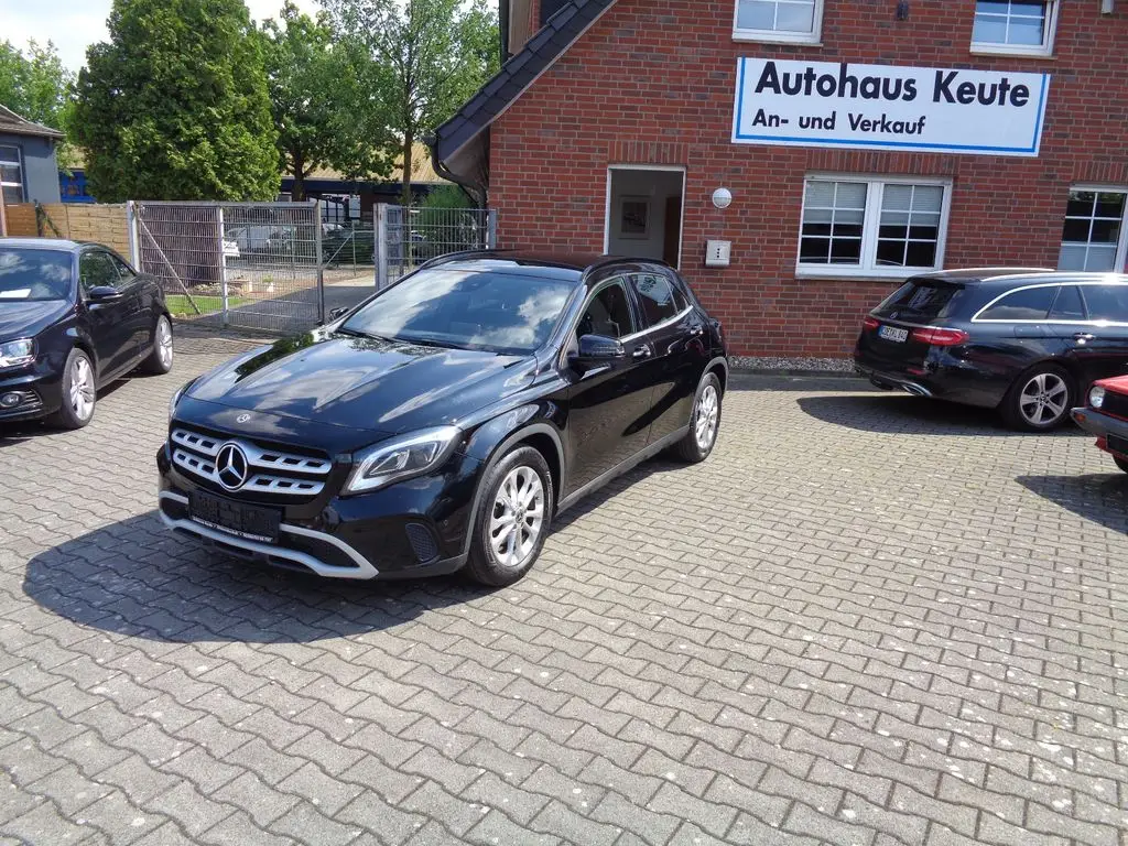 Photo 1 : Mercedes-benz Classe Gla 2019 Petrol