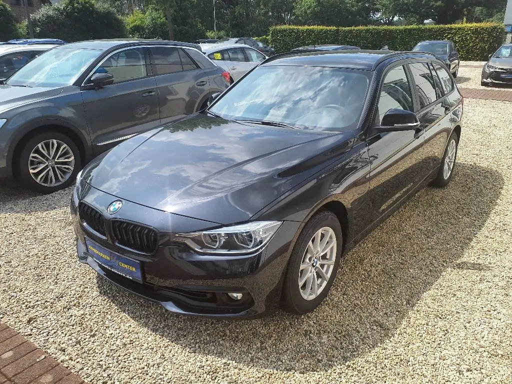 Photo 1 : Bmw Serie 3 2019 Petrol