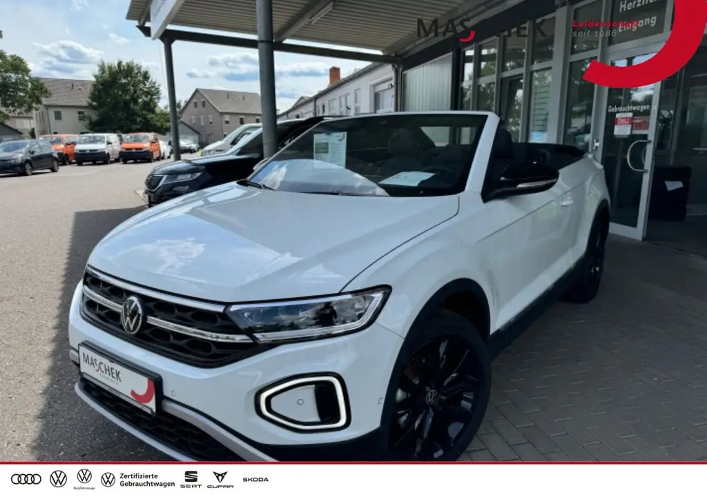 Photo 1 : Volkswagen T-roc 2023 Petrol