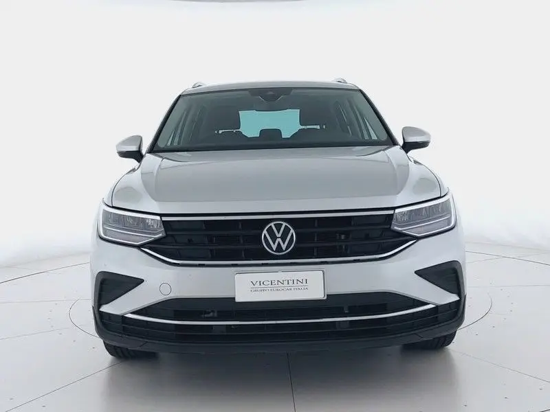 Photo 1 : Volkswagen Tiguan 2022 Petrol