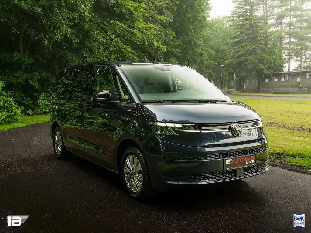 Photo 1 : Volkswagen T7 2022 Essence