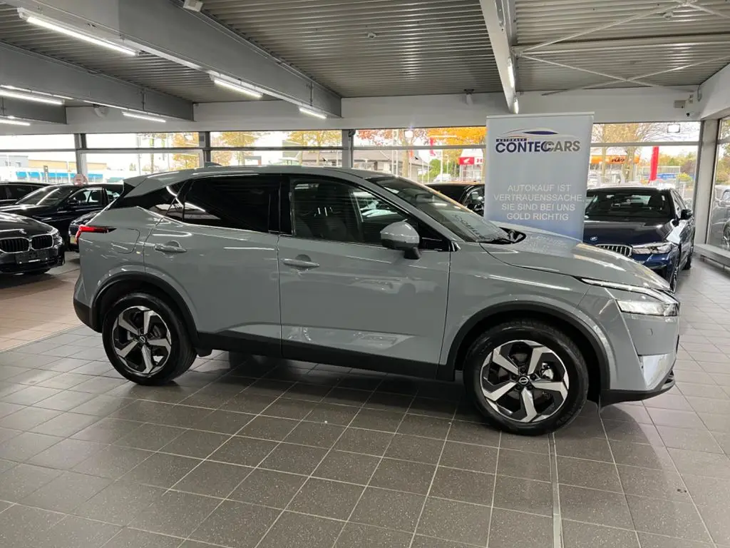 Photo 1 : Nissan Qashqai 2023 Essence