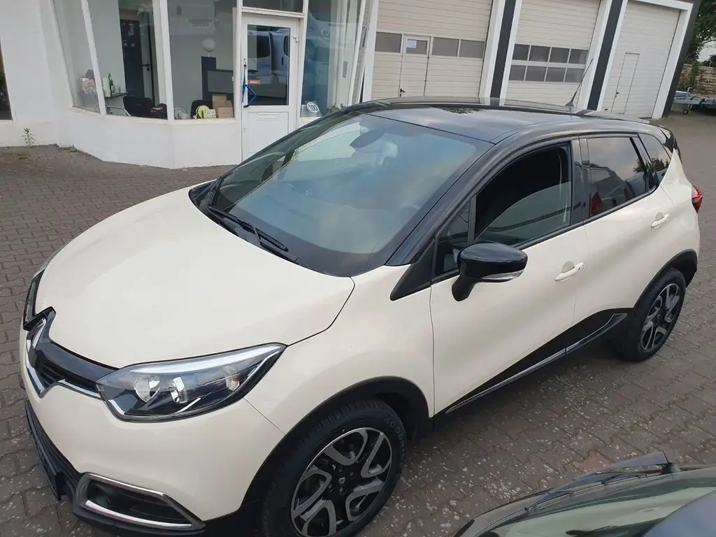 Photo 1 : Renault Captur 2016 Petrol