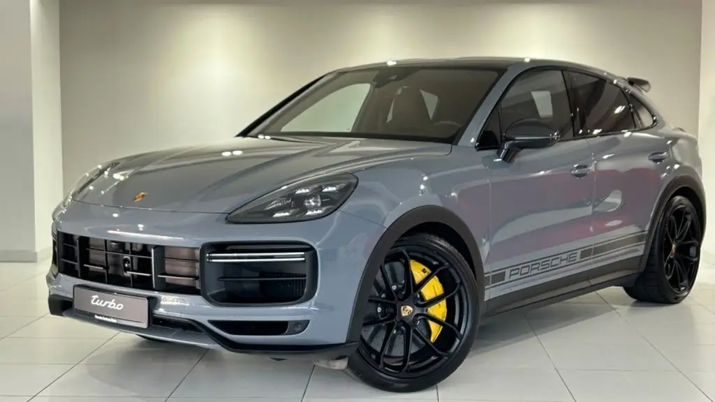 Photo 1 : Porsche Cayenne 2021 Petrol