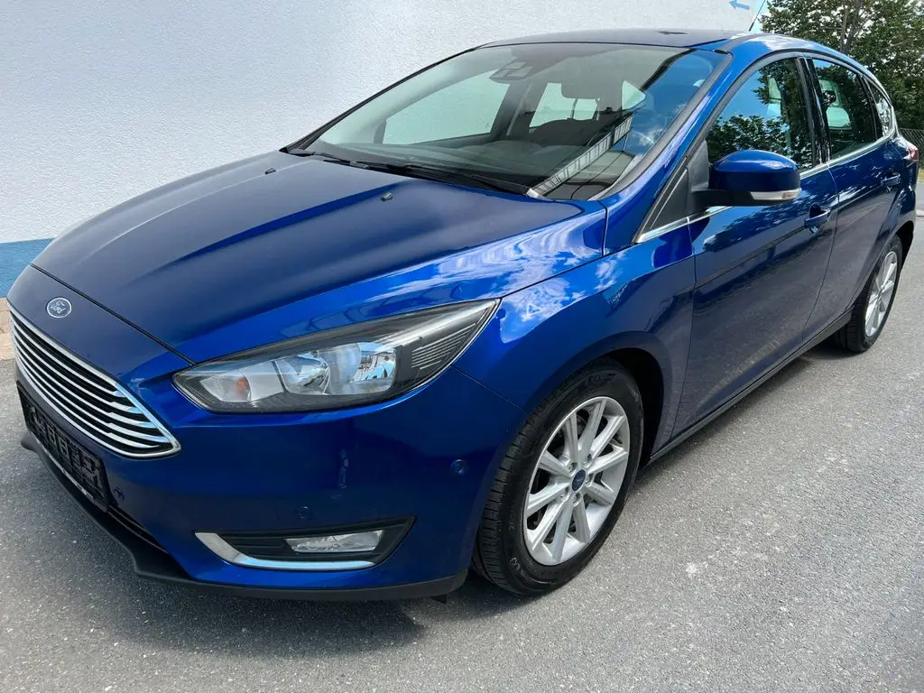 Photo 1 : Ford Focus 2015 Petrol