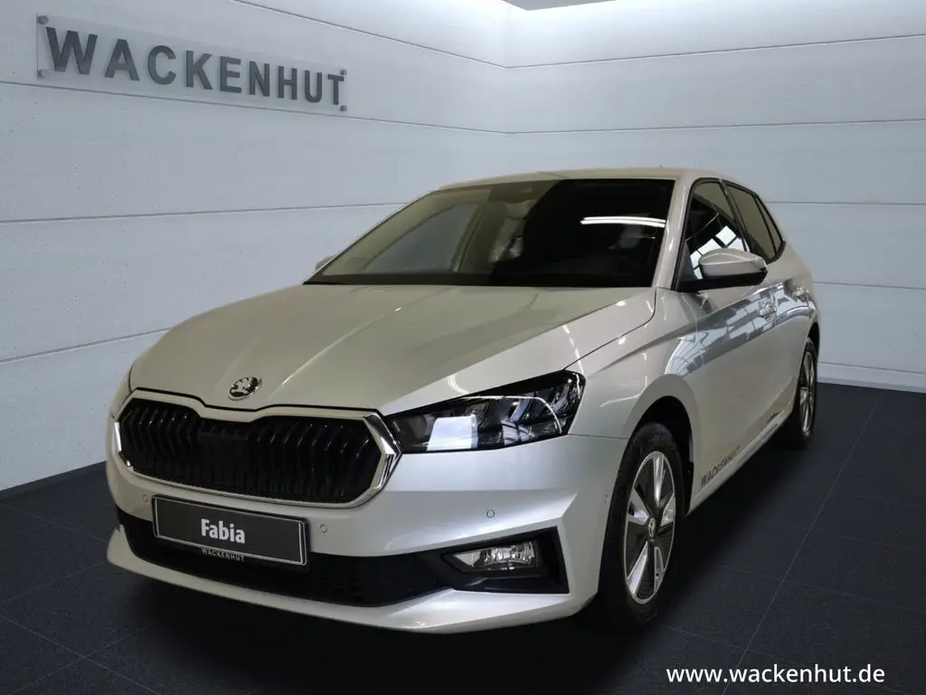 Photo 1 : Skoda Fabia 2021 Essence