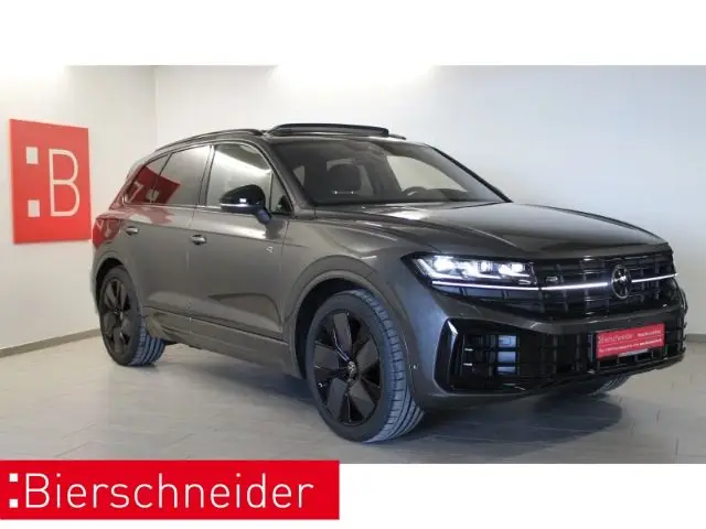 Photo 1 : Volkswagen Touareg 2024 Hybrid