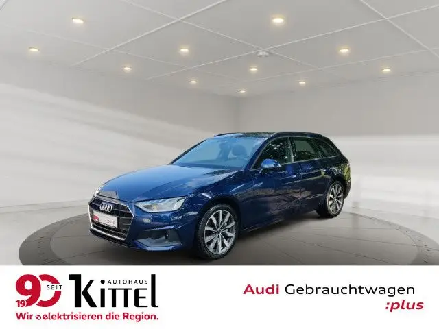 Photo 1 : Audi A4 2023 Essence