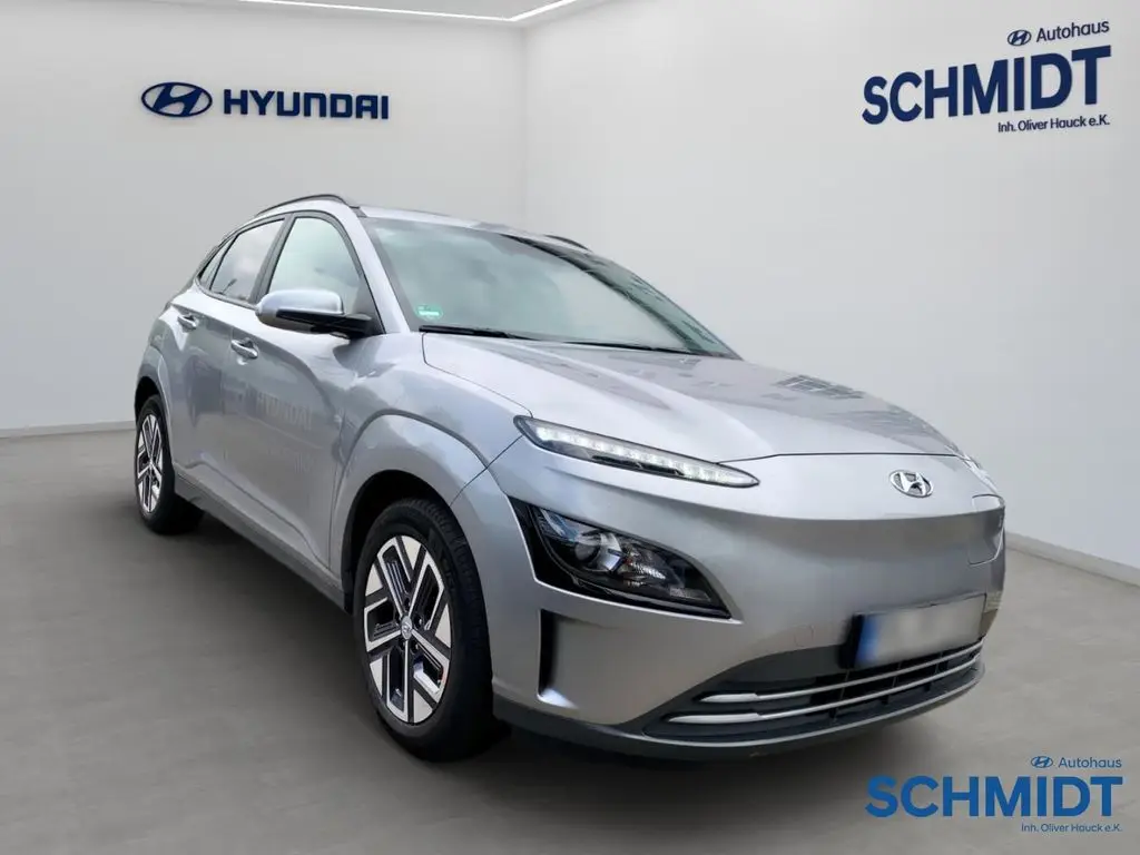 Photo 1 : Hyundai Kona 2023 Non renseigné