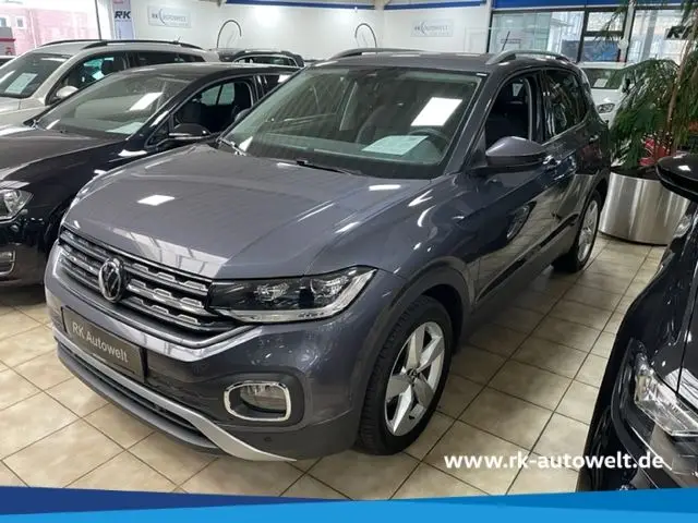 Photo 1 : Volkswagen T-cross 2023 Essence