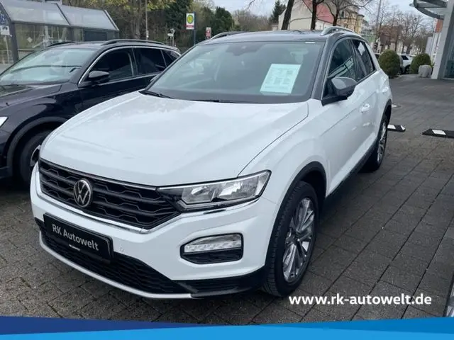 Photo 1 : Volkswagen T-roc 2021 Essence