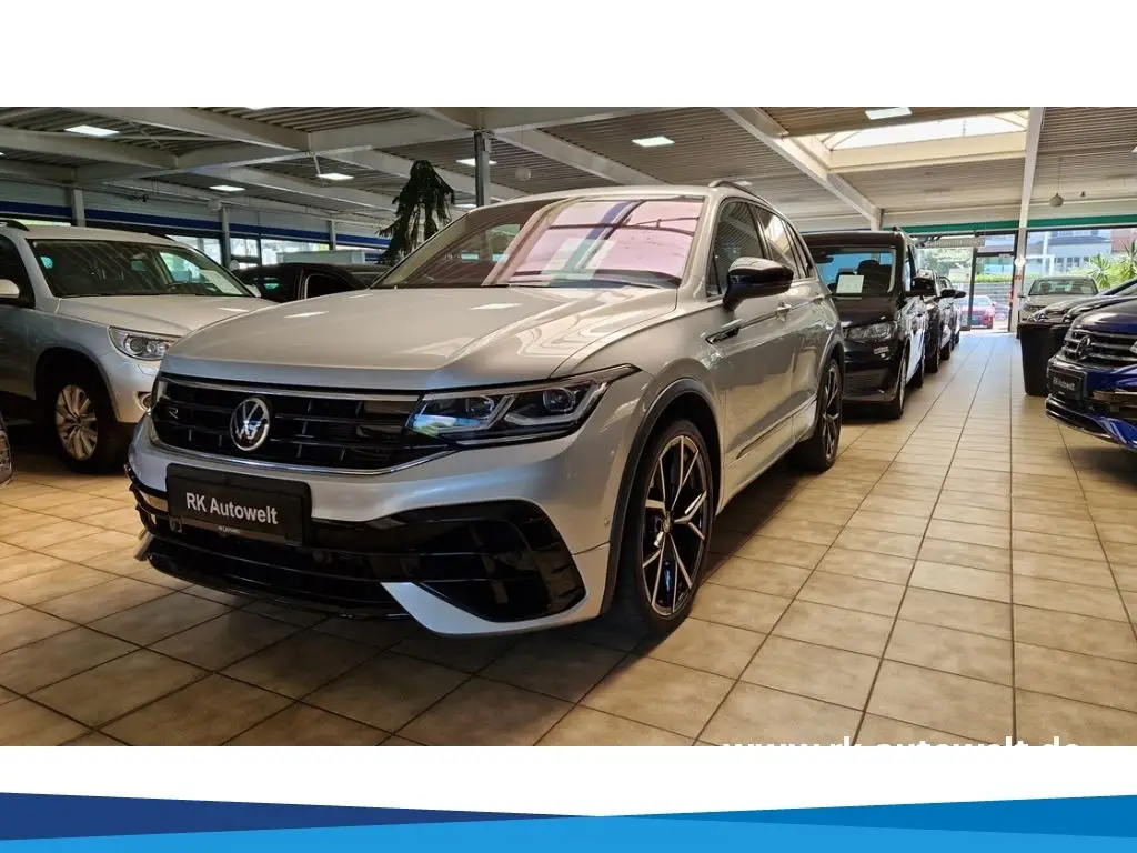 Photo 1 : Volkswagen Tiguan 2021 Essence