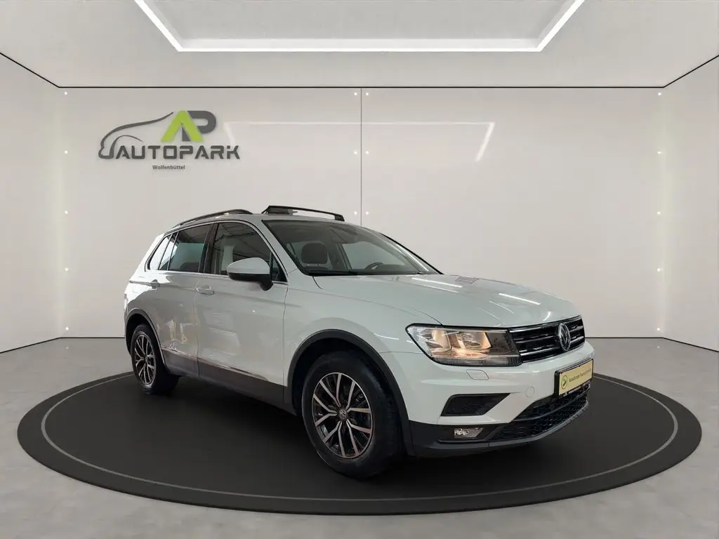 Photo 1 : Volkswagen Tiguan 2020 Essence