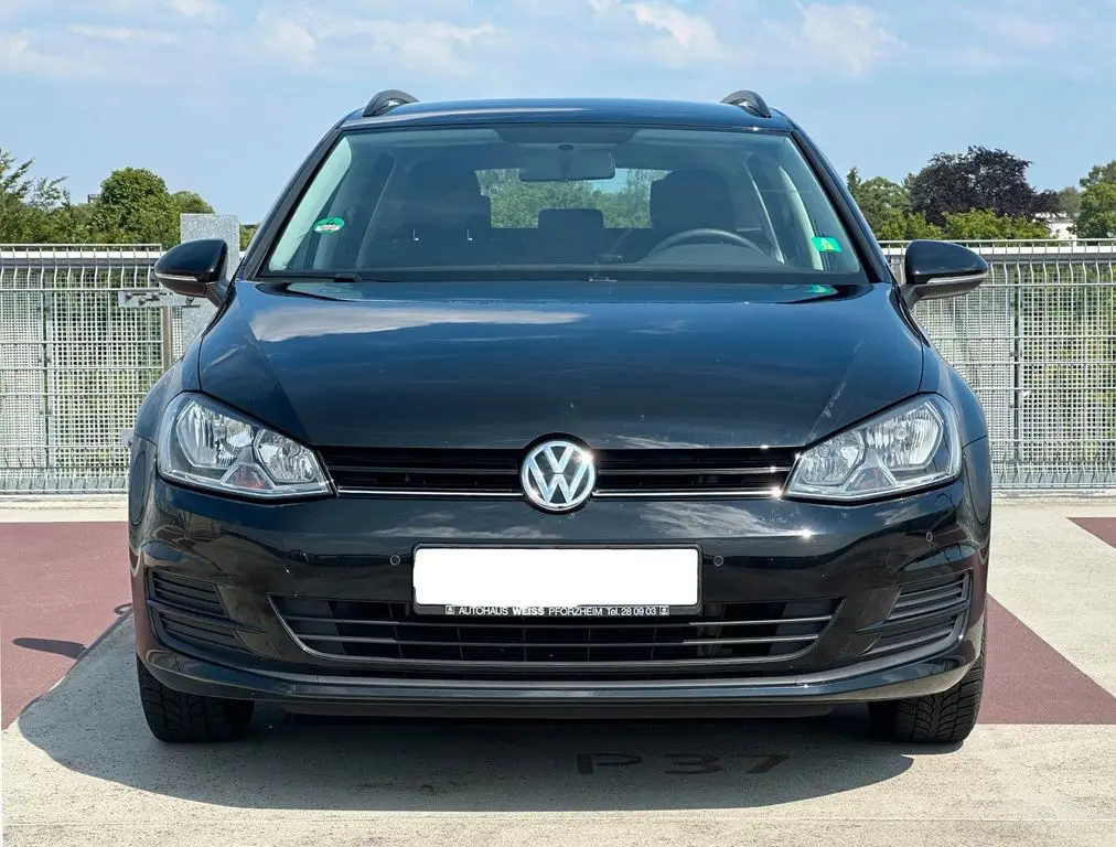 Photo 1 : Volkswagen Golf 2016 Essence