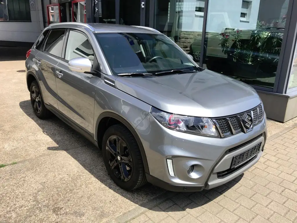 Photo 1 : Suzuki Vitara 2016 Essence