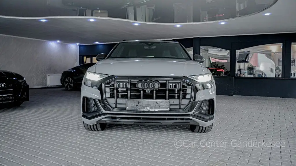 Photo 1 : Audi Sq8 2023 Petrol