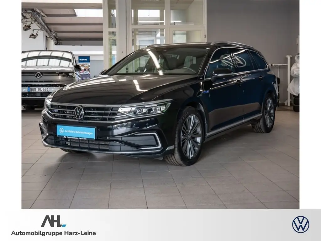 Photo 1 : Volkswagen Passat 2022 Hybrid