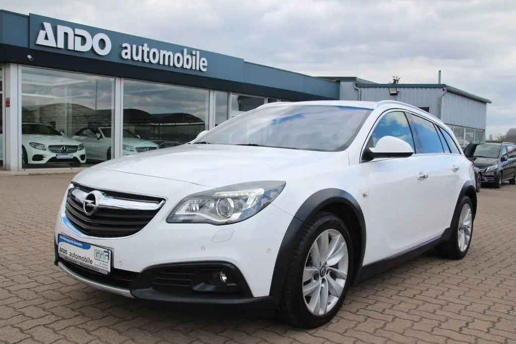 Photo 1 : Opel Insignia 2015 Essence