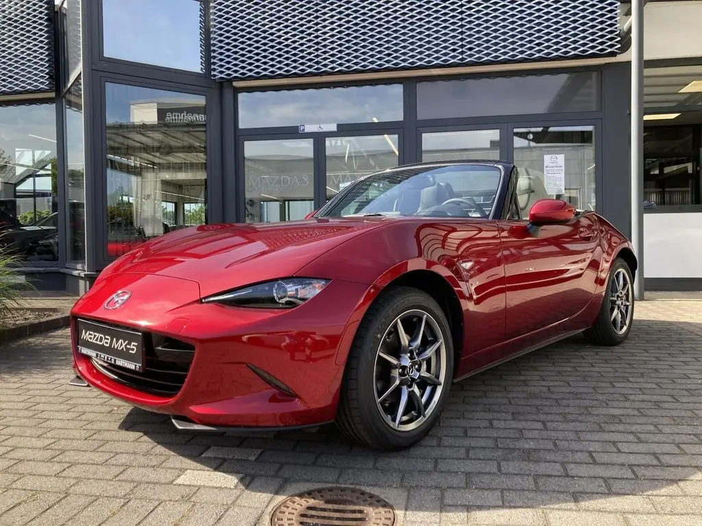 Photo 1 : Mazda Mx-5 2024 Petrol