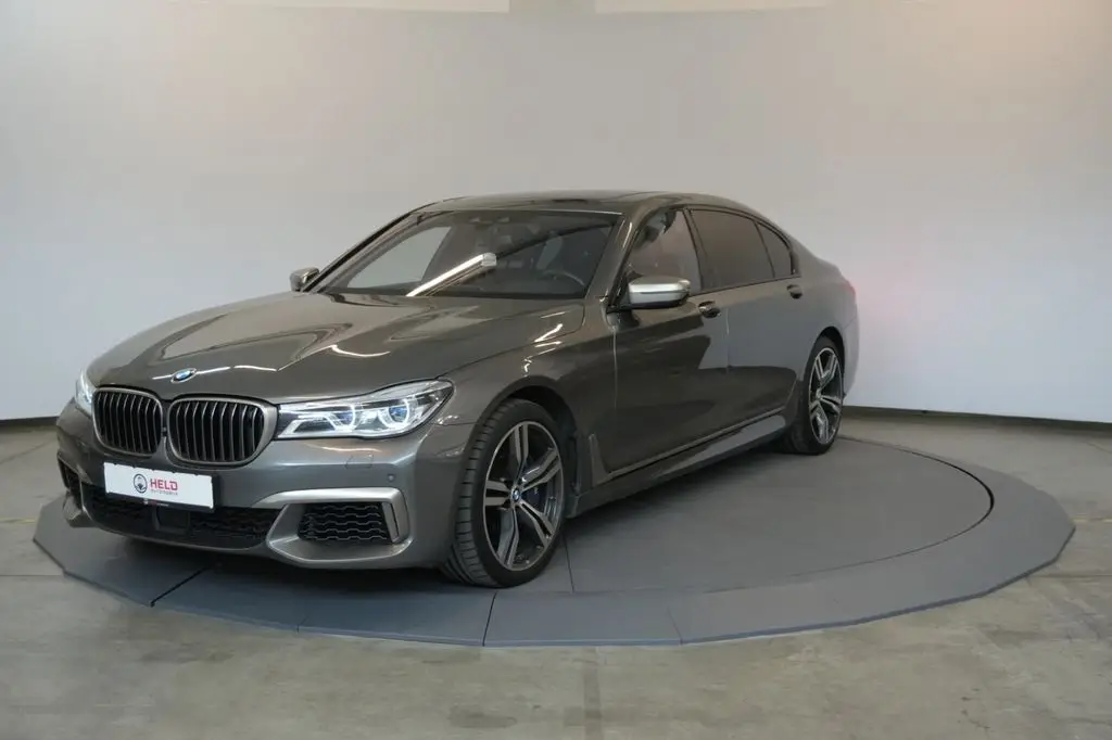 Photo 1 : Bmw M760 2018 Petrol