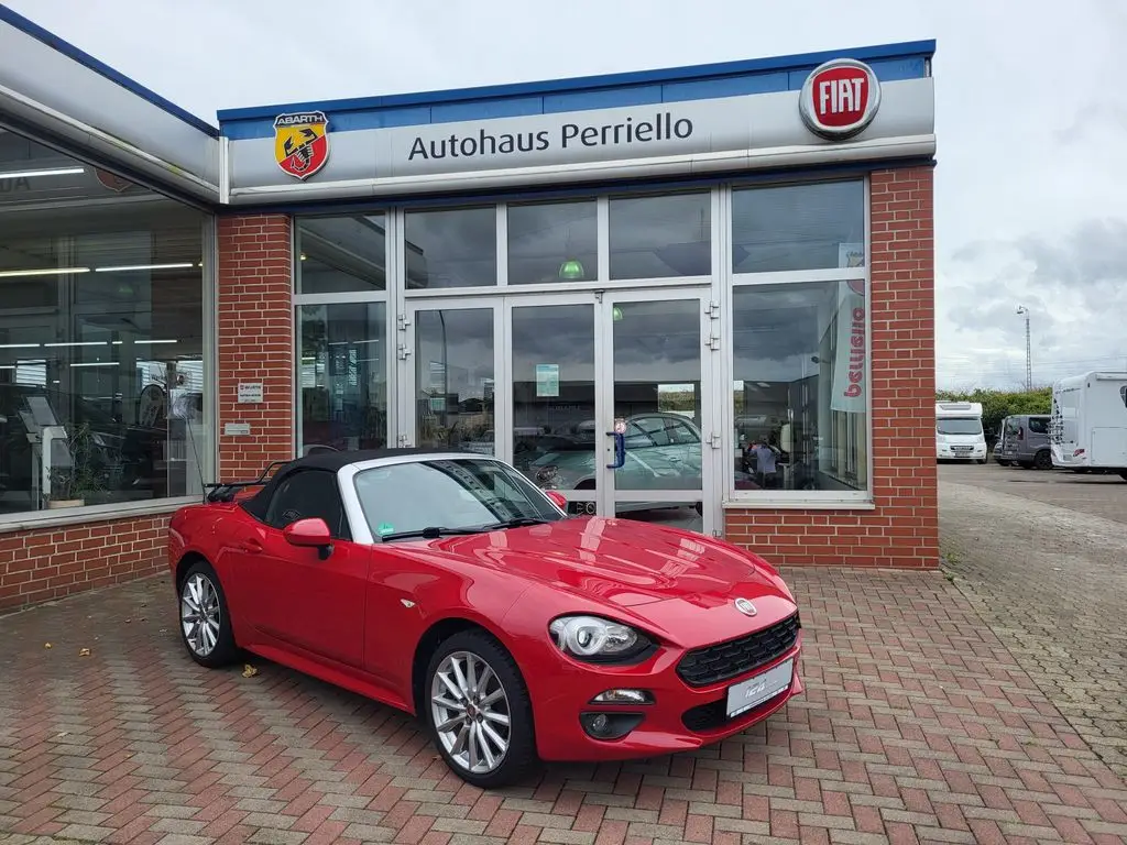 Photo 1 : Fiat 124 Spider 2016 Petrol