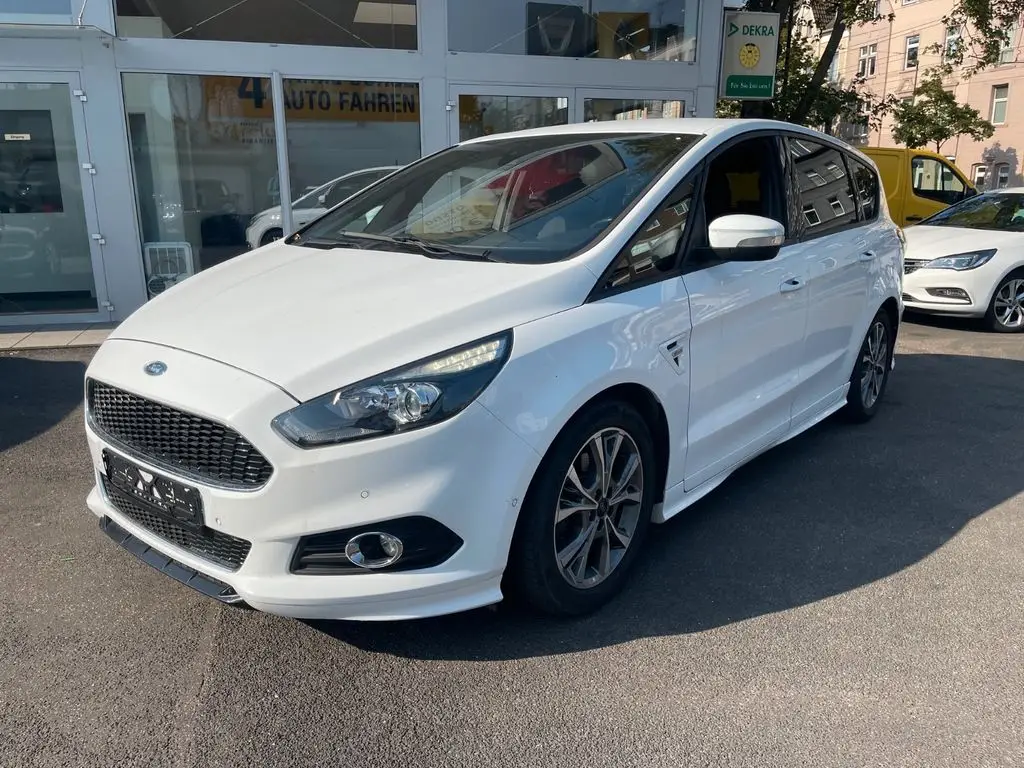 Photo 1 : Ford S-max 2019 Petrol